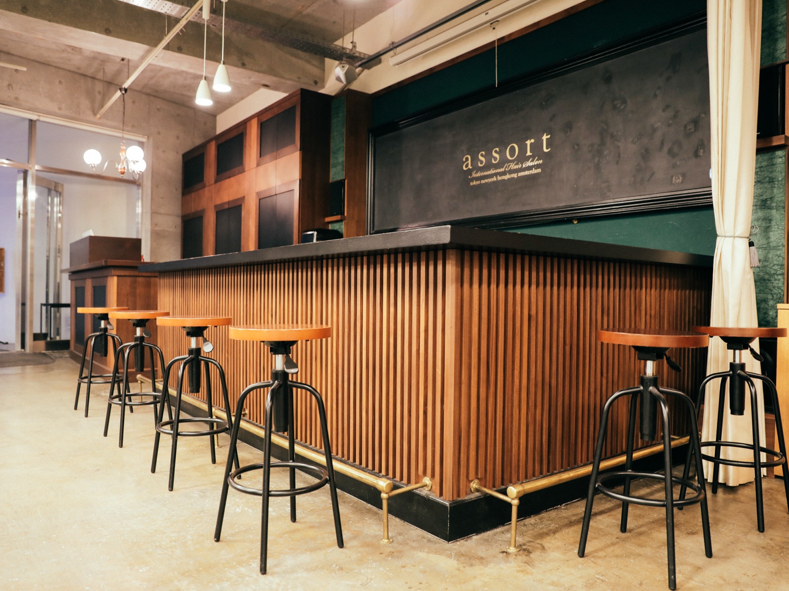 Assort Tokyo — salon interior